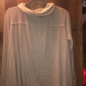 Knox rose cream loose turtleneck